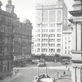 Removal of Druitt Street men's convenience, Druitt Street Sydney, 1933