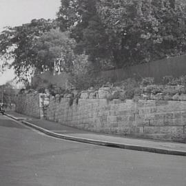 Retaining wall in Elizabeth Bay Road Elizabeth Bay, 1935