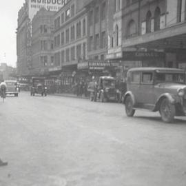 View of road resurfacing, Park Street Sydney, 1931