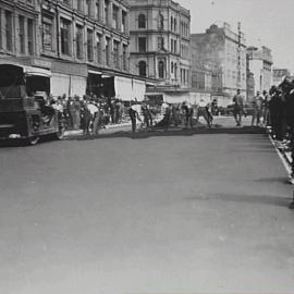 George Street roadworks, crowds watching workmen, Park Street Sydney, 1931