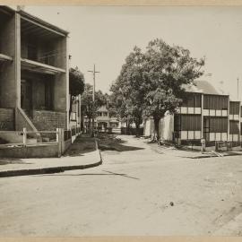 Print - Streetscape with houses, Harford Place and Womerah Avenue Potts Point, 1922