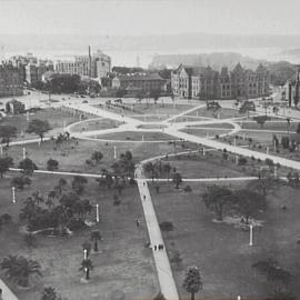 Looking north east to Hyde Park North, Elizabeth Street Sydney, 1931