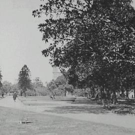 Pathways in Hyde Park South, College Street Sydney, 1932