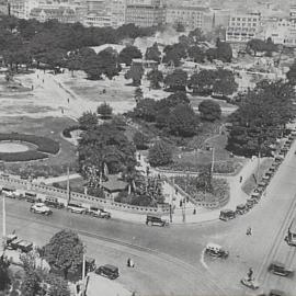 Aerial view of Hyde Park South, corner Park and Elizabeth Streets Sydney, 1932