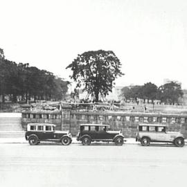 View looking down main avenue, Hyde Park South, looking south, Park Street Sydney, 1934
