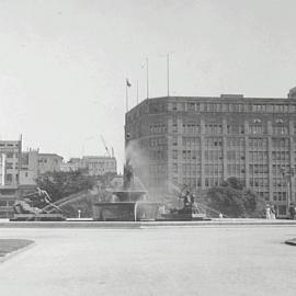 Archibald Fountain and surrounds, Elizabeth Street Sydney, 1933