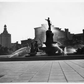 Archibald Fountain and surrounds, Elizabeth Street Sydney, 1934