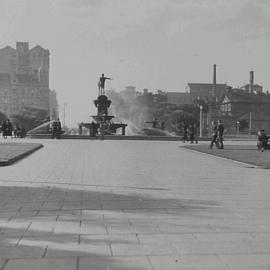 Archibald Fountain and surrounds, Elizabeth Street Sydney, 1934