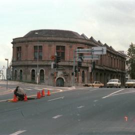 Curved entrance Corn Exchange building Sussex Street Sydney, 1985