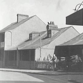 Terraces before widening resumption, Pelican Street Surry Hills, 1940