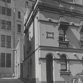 Terrace house, corner Graham and Pelican Streets Surry Hills, 1940