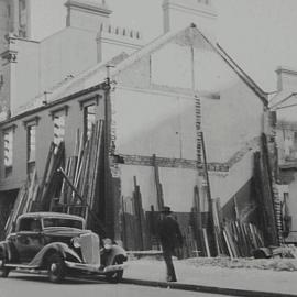 Martin Place Extension, pedestrians and vehicles, Phillip Street Sydney, 1933