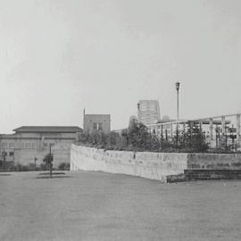 View showing landscaping, garden beds, Upper Fort Street Sydney, 1937