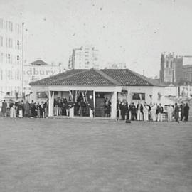 King George V Memorial Park opening ceremony, York Street Sydney, 1937