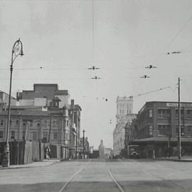 Street before reconstruction, Goulburn Street Sydney, 1932