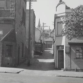 View east of street realignment, Mackey Street, Surry Hills, 1940