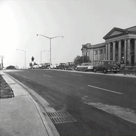 Streetscape with State Library of NSW and Shakespeare Memorial, Macquarie Street Sydney, 1962