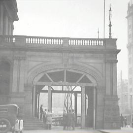 Sydney Town Hall entrance, George Street Sydney, 1934