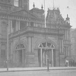 Entrance before the porte-cochere was removed, Sydney Town Hall, George Street Sydney, 1934