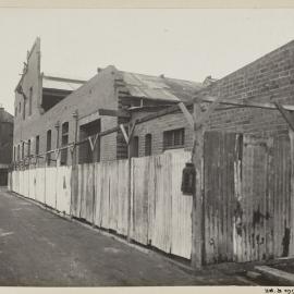 Print - Construction of the Municipal Council of Sydney Motor Garage, Darlinghurst, 1917