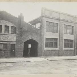 Print - Construction of the Municipal Council of Sydney Motor Garage, Darlinghurst, 1917