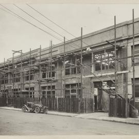 Print - Construction of the Municipal Council of Sydney Motor Garage, Darlinghurst, 1918