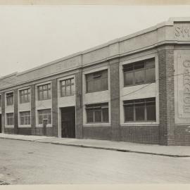 Print - Construction of the Municipal Council of Sydney Motor Garage, Darlinghurst, 1918