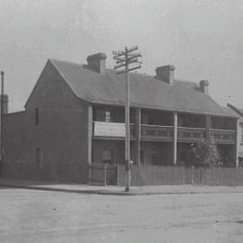 Print - Construction of the City Municipal Fruit Market Building Number 3 in Haymarket, 1910