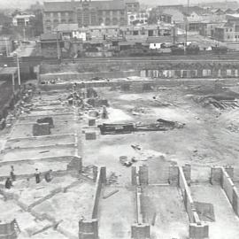 Print - Construction of the City Municipal Fruit Market Building Number 3 in Haymarket, 1911