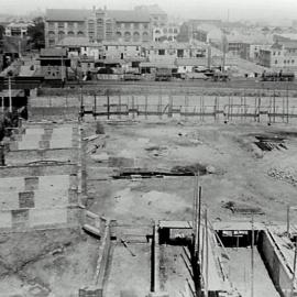 Print - Construction of the City Municipal Fruit Market Building Number 3 in Haymarket, 1911