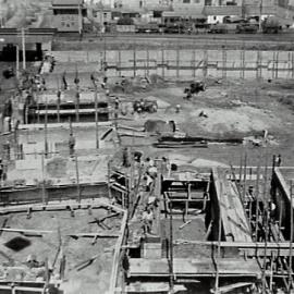 Print - Construction of the City Municipal Fruit Market Building Number 3 in Haymarket, 1911