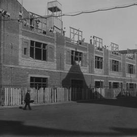 Print - Construction of Sydney Municipal Council Store, Haymarket, 1915