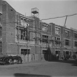 Print - Construction of Sydney Municipal Council Store, Haymarket, 1915