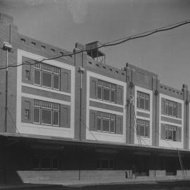 Print - Construction of Sydney Municipal Council Store, Haymarket, 1915