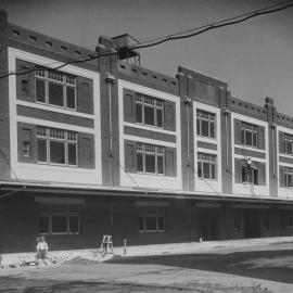 Print - Construction of Sydney Municipal Council Store, Haymarket, 1915