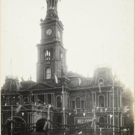 Print - Sydney Town Hall, George Street Sydney, 1920