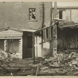 Print - Building targeted for demolition in Harwood Street Pyrmont, 1922