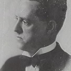 Portrait of F Green, Mayor of Paddington, 1920