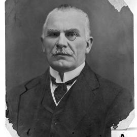 Portrait of Alderman and Lord Mayor James Joynton Smith, MLC, Municipal Council of the City of Sydney, 1916