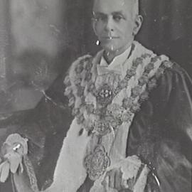 Portrait of Lord Mayor and Alderman Arthur Joseph McElhone, Municipal Council of Sydney, 1935