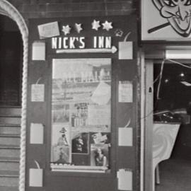 Entrance of Nick's Inn, Darlinghurst Road Potts Point, 1964