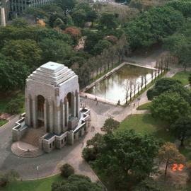 Aerial view over the Anzac War Memorial, Hyde Park South Sydney, 1984