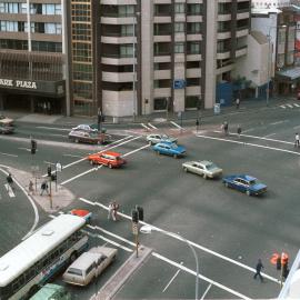 Hyde Park Plaza Hotel, College Street Sydney, 1984