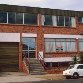Commercial premises on Victoria Street Beaconsfield, circa 1977