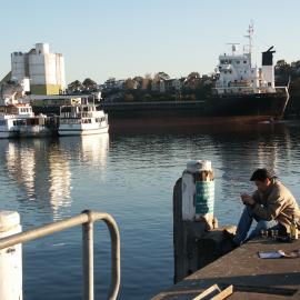 Fish Markets. view along the Pontoon Wharf across Blackwattle Bay, Bank Street Pyrmont, 2003