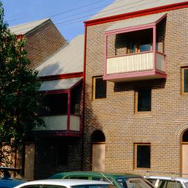 Woolloomooloo Redevelopment Project, terrace, Forbes Street Woolloomooloo, 1981