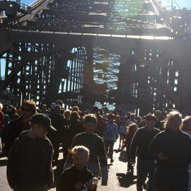 Crossing the Harbour Bridge in support of Indigenous Reconciliation, 2000