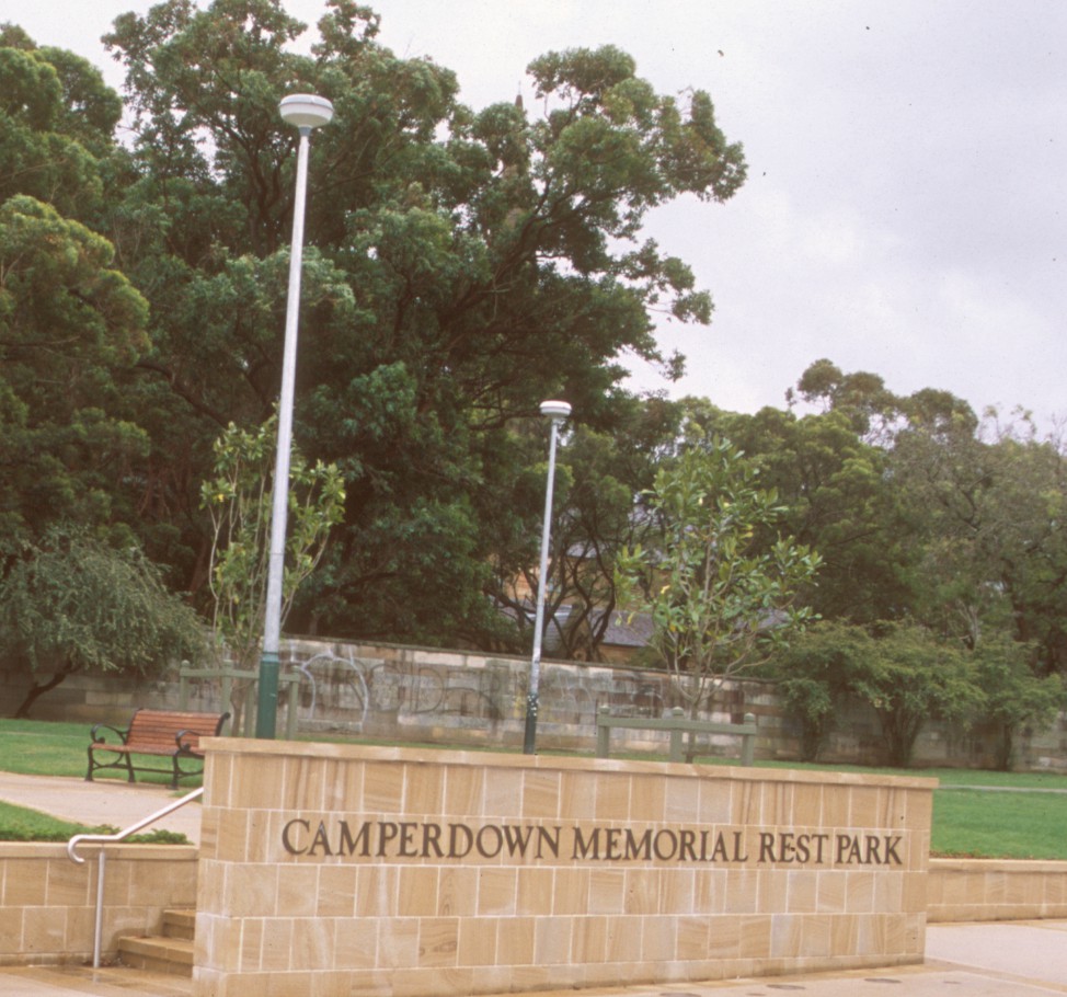 Camperdown Memorial Rest Park Newtown, 2003 by Graeme Nichols (A-01130205)