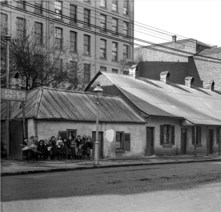 Kent Street Sydney, circa 1901 (A-01000203) 