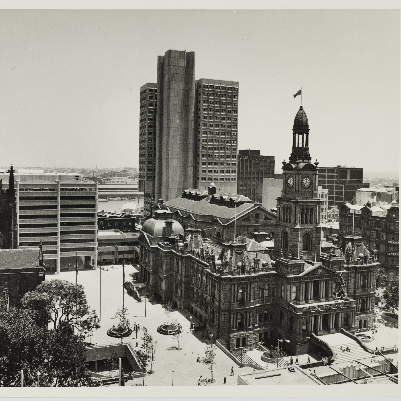 Aerial view of Sydney Square looking north west, circa 1977 (A-00017025)